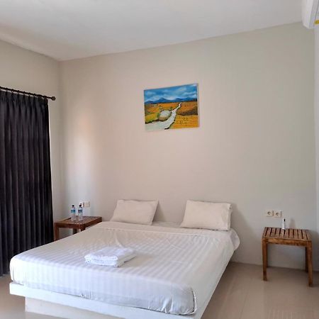 Village Corner Homestay Kuta  ห้อง รูปภาพ