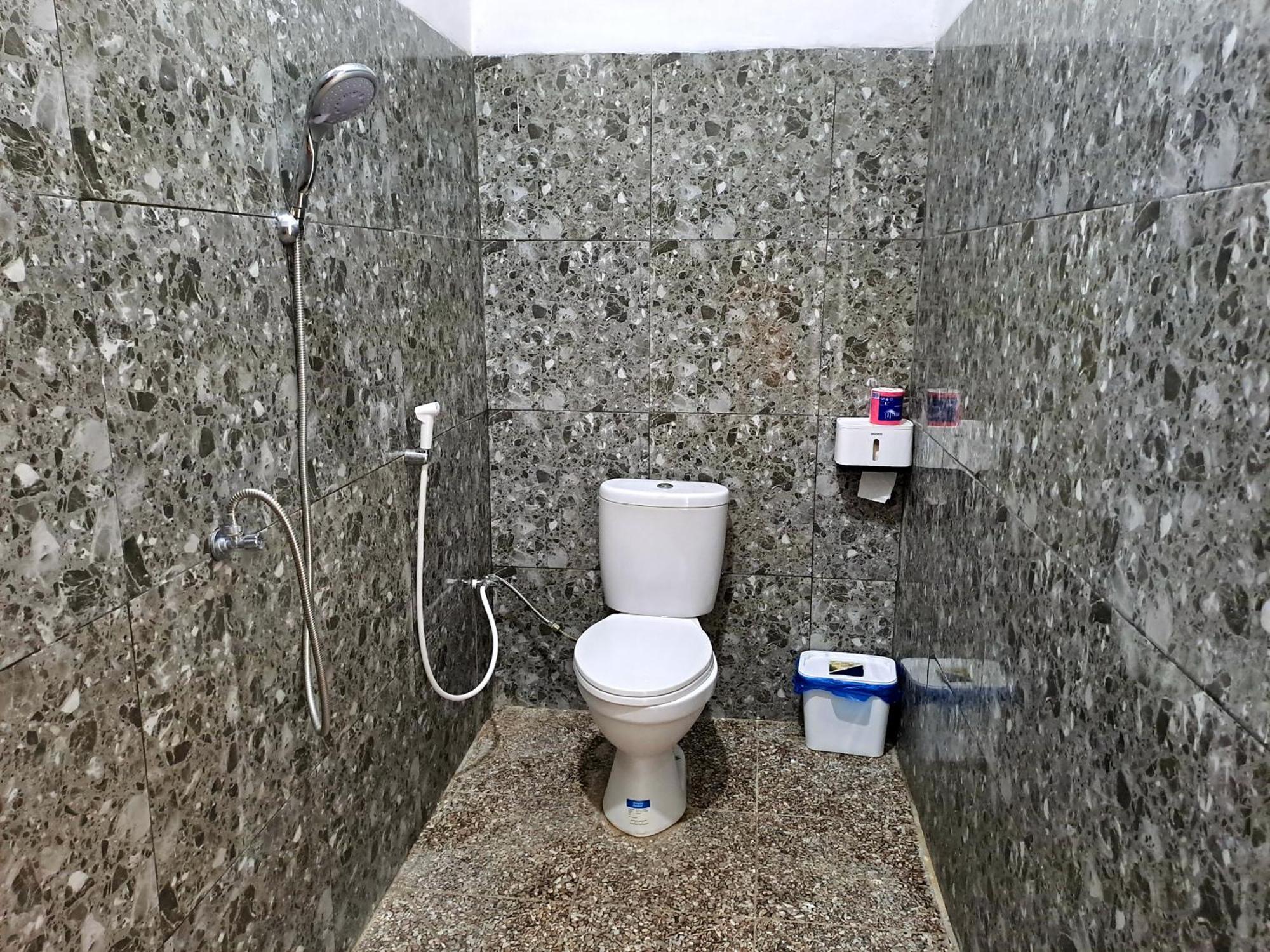 Village Corner Homestay Kuta  ห้อง รูปภาพ
